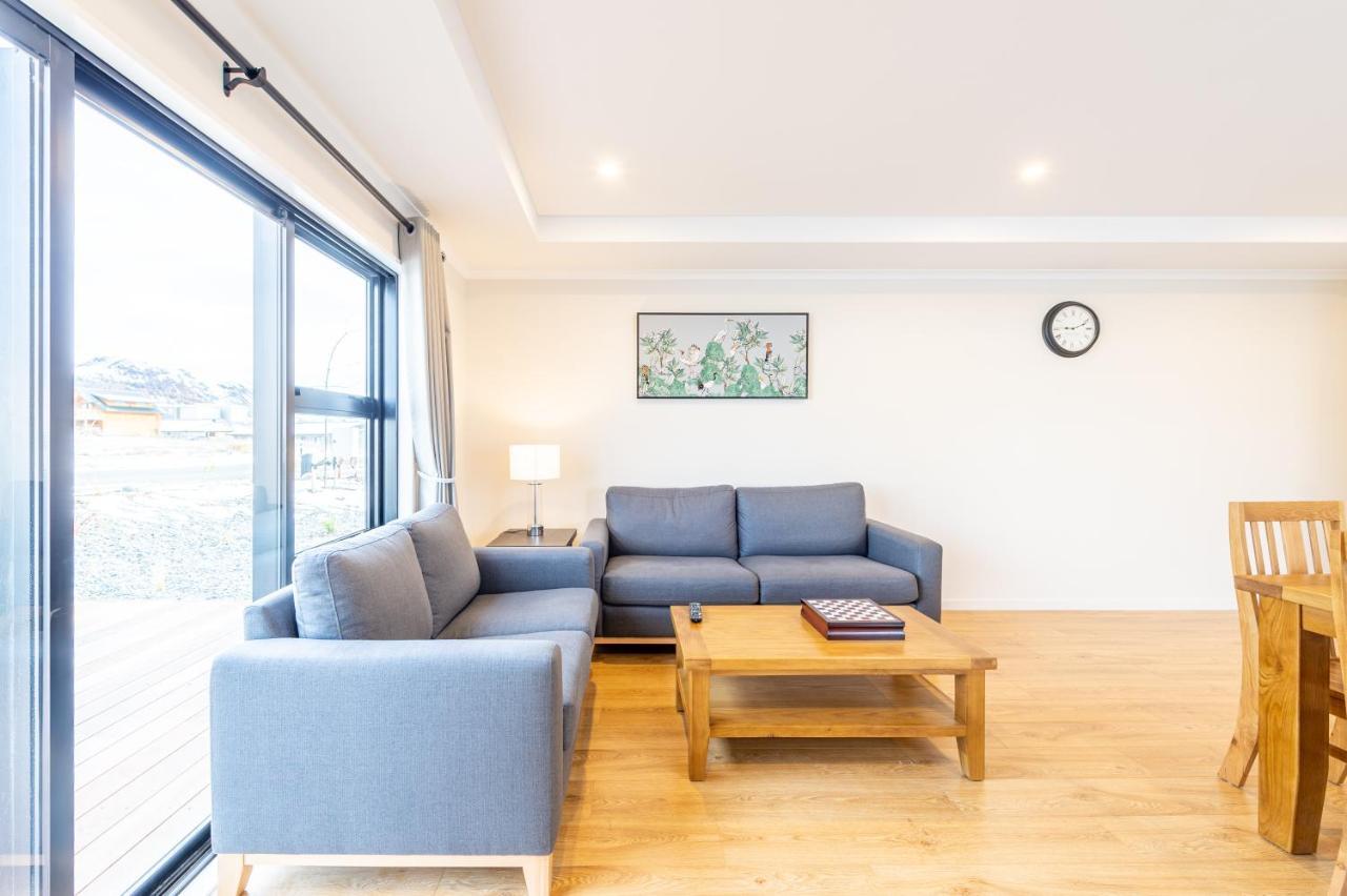 Snow Pine Apartment Lake Tekapo Bagian luar foto